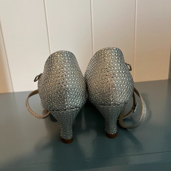 Dancing Shoes Salsa Size 8.5M - Picture 4 of 7